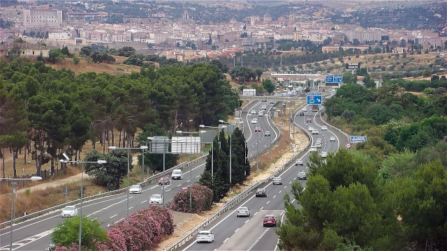 Tráfico prevé 22,4 millones de desplazamientos por carretera durante el periodo navideño