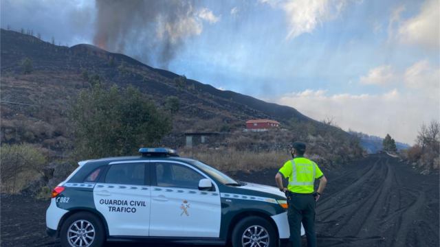 La DGT pone en marcha medidas excepcionales para los afectados por la erupción del volcán de La Palma
