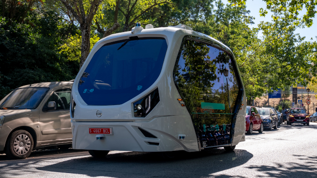 Proyectos de vehículo autónomo: 12 pasajeros, ningún conductor