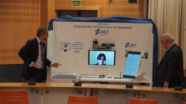 DGT presenta el “Servicio de Teleatención Personalizada” que permitirá atender a los ciudadanos de las zonas rurales desde los ayuntamientos
