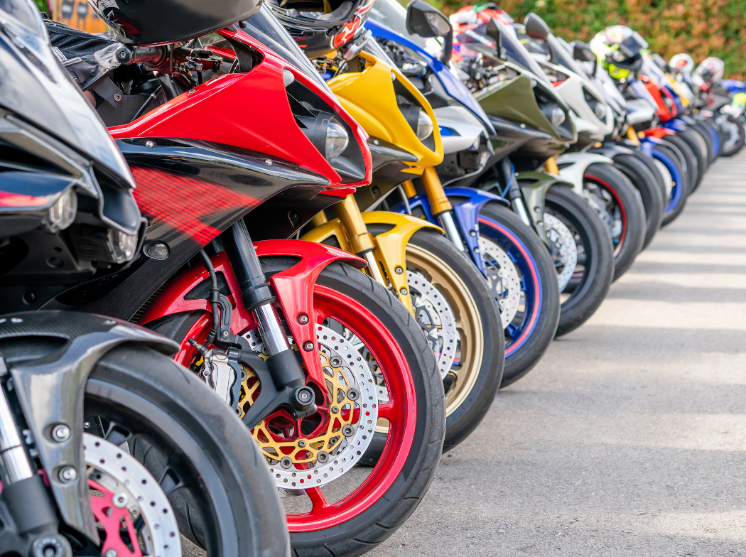 Motos aparcadas