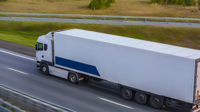 España eleva a 44 toneladas la masa máxima permitida para el transporte de mercancías por carretera