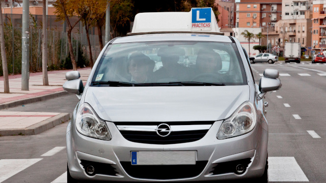 Incorporación de 60 nuevos examinadores de tráfico en toda España