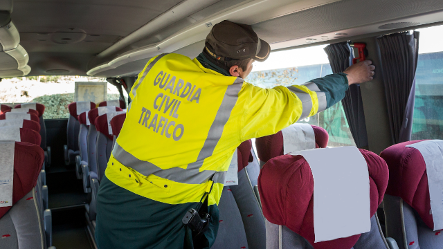 Intensificación de la vigilancia a los autobuses escolares durante esta semana